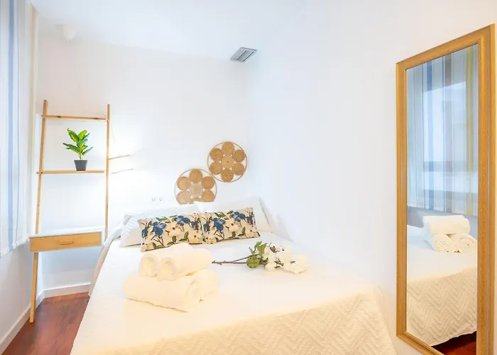 Expoholidays Almeria Centro Parking Gratis